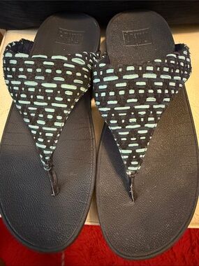 Fitflop Lulu Geo-Webbing Toe- Post Woven Thong Sandals